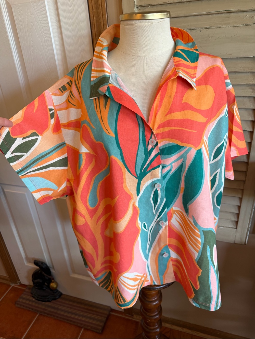 Vitamin A Beautiful Orange Pink Teal Printed Blouse
